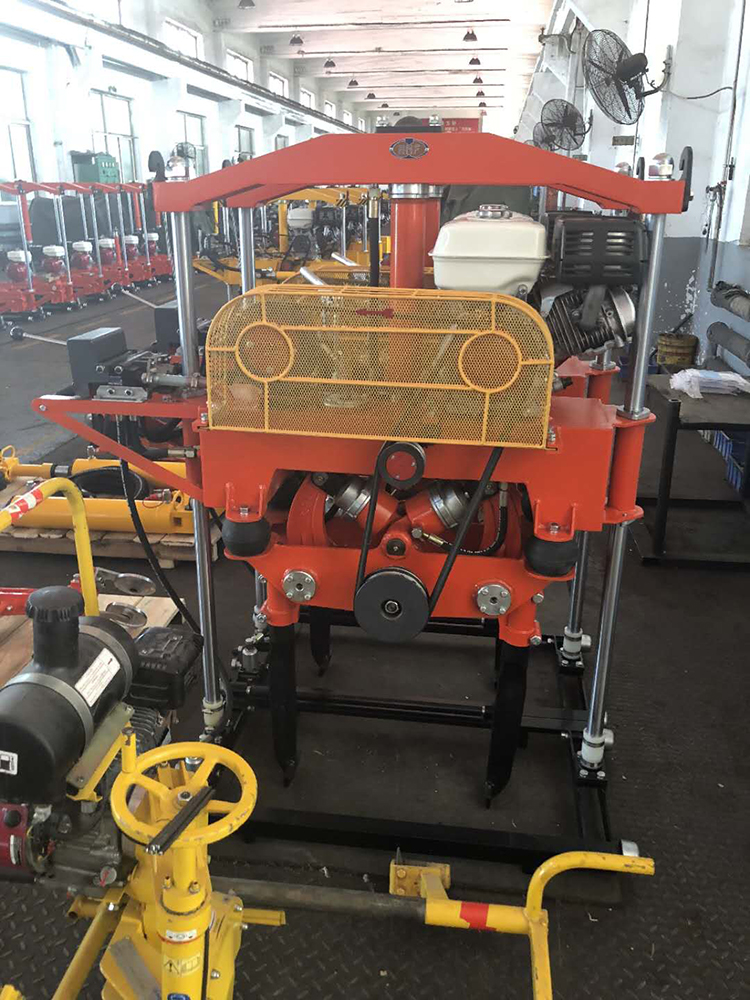 YCD-4型液壓道岔搗固(gù)機