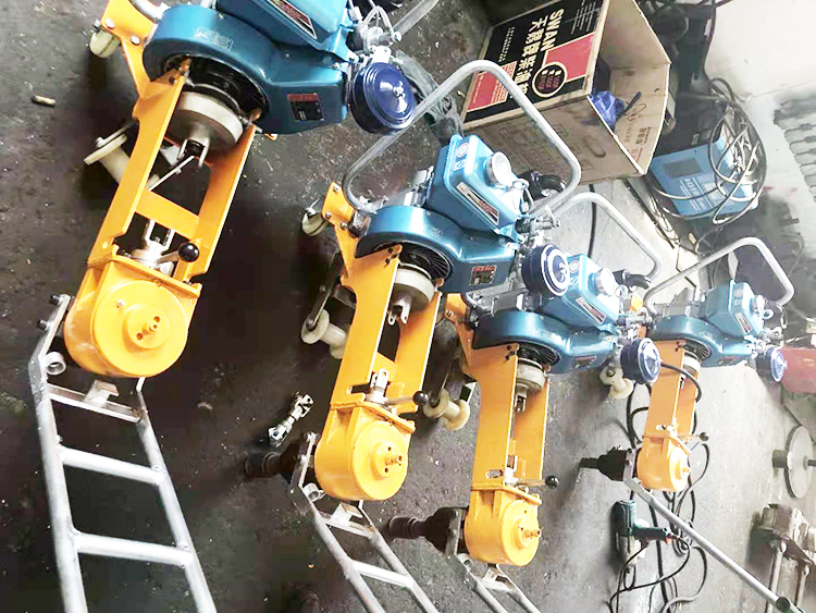 NLB-300型單頭内燃螺(luó)栓扳手 